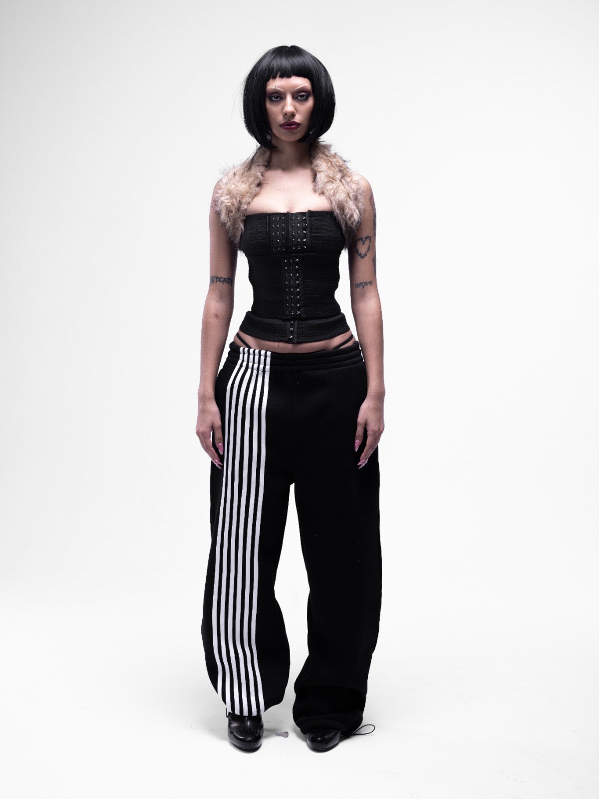 84ASHLINE PANTS